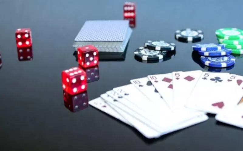 Poker B52 live casino Châu Mỹ cho phép người chơi bỏ bài